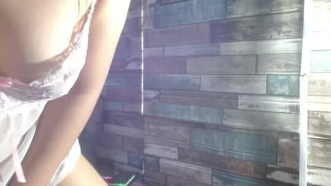 Snapshot of yesamin_stone18 chatting on 04-12-26, 12:10 yesamin_stone18 online show from 04-12-26, 12:10