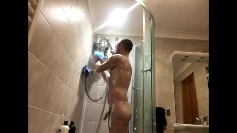 yesbarbs online show from 11-16-25, 05:18