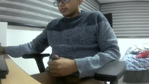 yesidxxx123_ online show from 06-29-26, 05:03