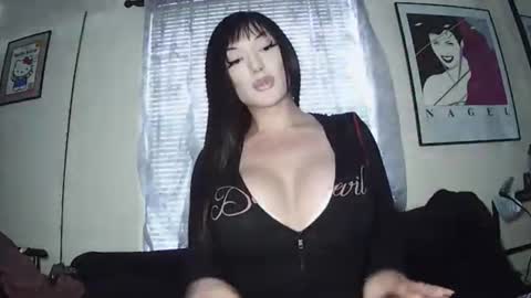 Natalia Rae 0.    online show from 06-21-26, 10:45
