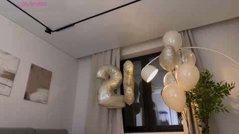 Amy online show from 12-17-25, 04:46