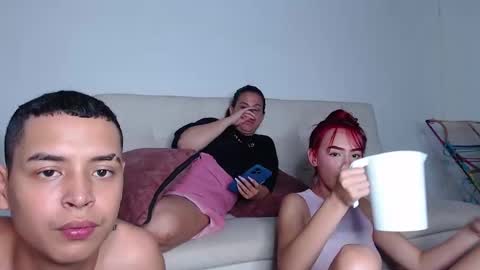 yessica and andres online show from 09-20-25, 06:25