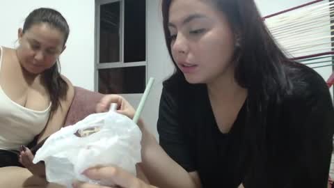 yessica and andres online show from 05-11-26, 03:12