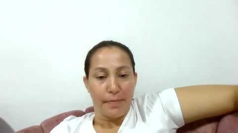 yessica and andres online show from 06-15-26, 04:58