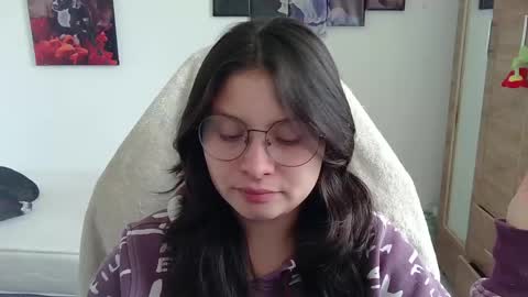 yessica_gomez01 online show from 05-02-26, 06:57
