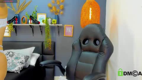 Snapshot of yessika_parker chatting on 04-04-26, 09:18 yessika_parker online show from 04-04-26, 09:18
