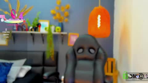 Snapshot of yessika_parker chatting on 04-18-26, 08:51 yessika_parker online show from 04-18-26, 08:51