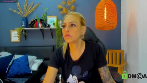 Snapshot of yessika_parker chatting on 05-07-26, 08:42 yessika_parker online show from 05-07-26, 08:42
