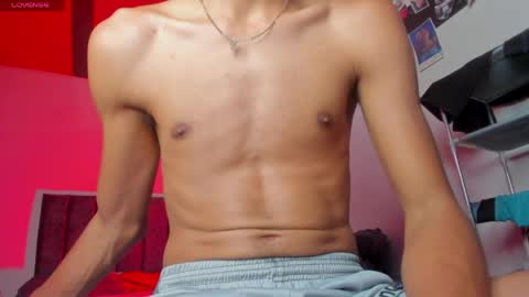 Snapshot of yesua281 chatting on 04-13-26, 04:29 yesua281 online show from 04-13-26, 04:29