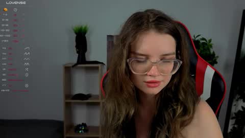 Sonya online show from 09-16-25, 10:22