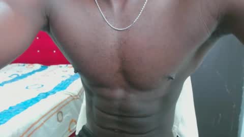 yeycom_hot07 online show from 03-03-25, 06:33