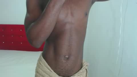 yeycom_hot07 online show from 03-08-25, 06:26