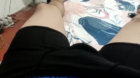 Snapshot of yhon69 chatting on 03-19-26, 01:48 Yhon ruenes online show from 03-19-26, 01:48