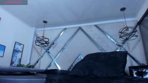 Yiyo online show from 01-25-25, 08:10