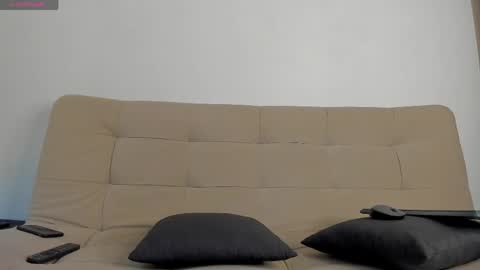 yizus_bonz online show from 04-29-26, 03:38