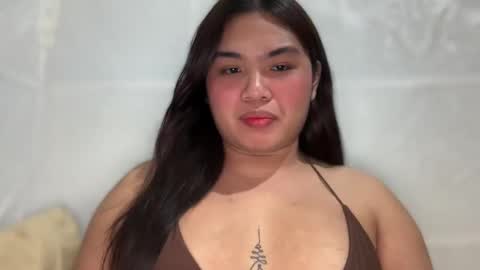 Snapshot of yllanahard chatting on 01-03-25, 08:01 yllana love online show from 01-03-25, 08:01