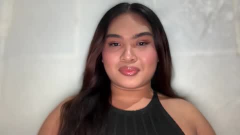 Snapshot of yllanahard chatting on 09-17-25, 04:08 yllana love online show from 09-17-25, 04:08