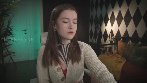 Snapshot of ynnenbrynn chatting on 01-24-25, 06:24 ynnenbrynn online show from 01-24-25, 06:24