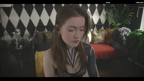 Snapshot of ynnenbrynn chatting on 03-06-25, 05:03 ynnenbrynn online show from 03-06-25, 05:03