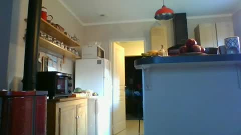 Yoann online show from 06-17-26, 05:32