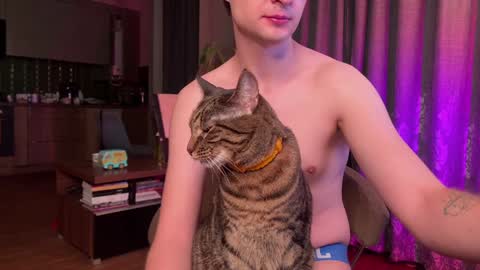 Max online show from 12-10-24, 04:24