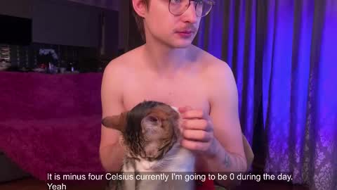 Max online show from 02-17-25, 04:31