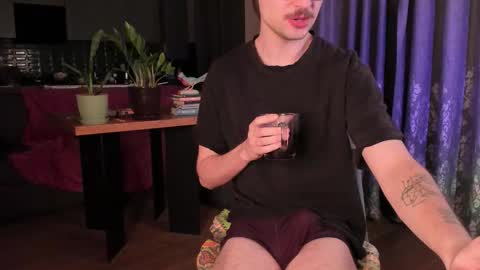 Snapshot of yoga_pizza_420 chatting on 02-12-26, 04:29 Max online show from 02-12-26, 04:29
