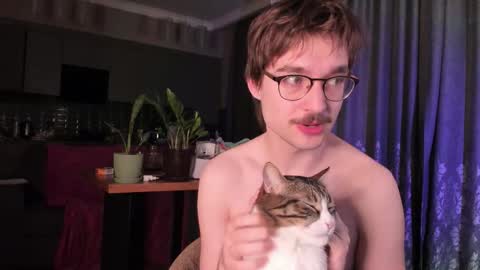 Snapshot of yoga_pizza_420 chatting on 02-22-26, 04:35 Max online show from 02-22-26, 04:35