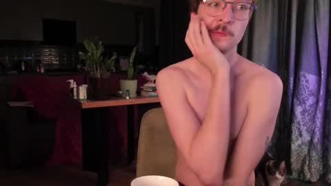 Snapshot of yoga_pizza_420 chatting on 03-25-26, 03:45 Max online show from 03-25-26, 03:45