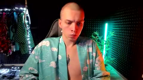 You can ask my name in pm online show from 11-19-25, 02:17