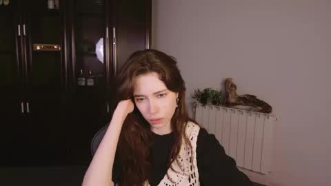 yoka_paradoxxx online show from 11-22-25, 10:25