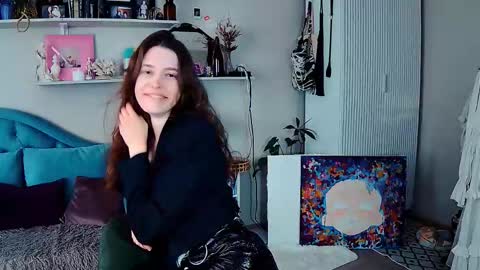 yoka_paradoxxx online show from 05-12-26, 10:12
