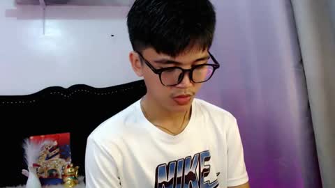 Snapshot of yokai24 chatting on 01-19-26, 11:03 yokaii online show from 01-19-26, 11:03