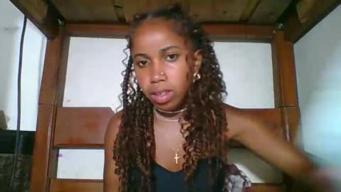 yolandrina05 online show from 02-05-26, 11:15