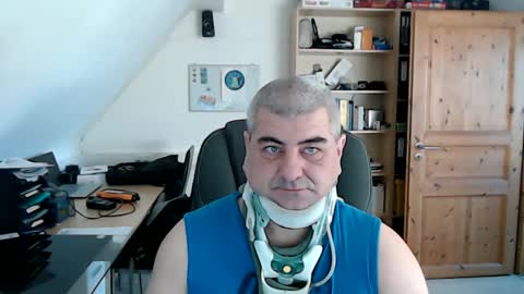 Snapshot of yoschi1976 chatting on 12-26-24, 10:05 yoschi1976 online show from 12-26-24, 10:05