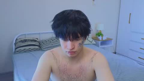 YOSHI PVT IS OPEN online show from 11-14-25, 04:44