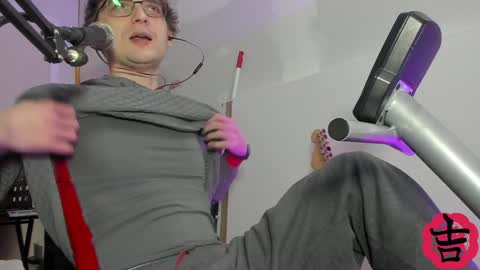 Snapshot of yoshe47 chatting on 01-07-25, 06:05 yosh online show from 01-07-25, 06:05