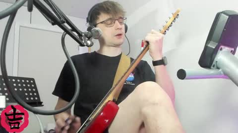 Snapshot of yoshe47 chatting on 01-13-25, 06:59 yosh online show from 01-13-25, 06:59