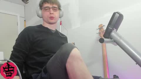 Snapshot of yoshe47 chatting on 01-23-25, 06:45 yosh online show from 01-23-25, 06:45