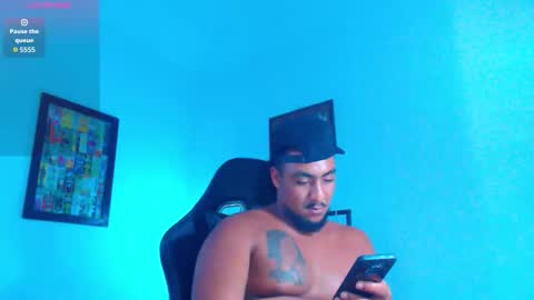 Snapshot of yosoy_enzo2020 chatting on 03-02-26, 05:31 Enzo online show from 03-02-26, 05:31