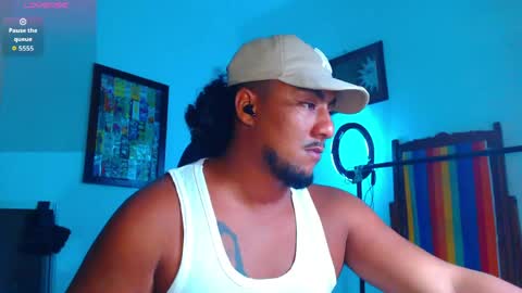 Snapshot of yosoy_enzo2020 chatting on 03-23-26, 04:38 Enzo online show from 03-23-26, 04:38