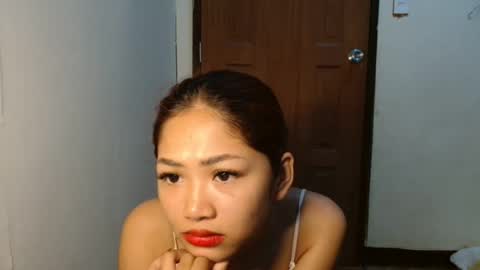 Snapshot of yosufloversweet chatting on 04-28-26, 02:38 fin online show from 04-28-26, 02:38