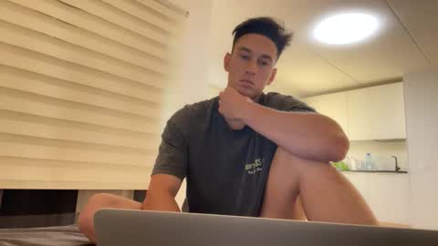 Snapshot of youcan__ chatting on 09-27-25, 03:39 youcan__ online show from 09-27-25, 03:39