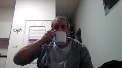 CrayZio online show from 03-09-25, 03:32