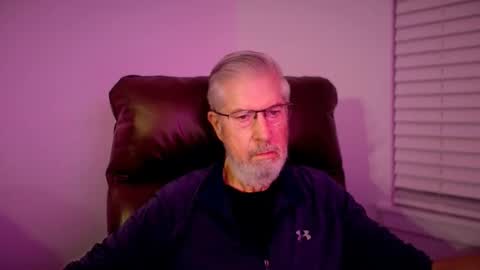 Colorado Guy Straight online show from 10-24-25, 11:28