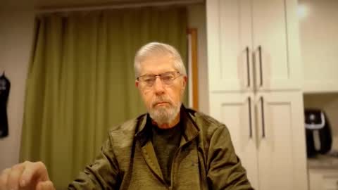 Colorado Guy Straight online show from 11-01-25, 03:52