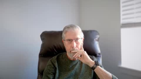 Colorado Guy Straight online show from 11-09-25, 07:45