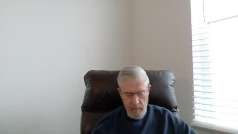 Colorado Guy Straight online show from 11-18-25, 02:54