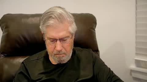 Colorado Guy Straight online show from 04-02-26, 04:10