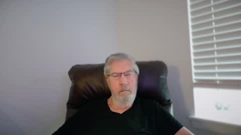 Snapshot of yougogirl_3 chatting on 07-12-26, 12:07 Colorado Guy Straight online show from 07-12-26, 12:07